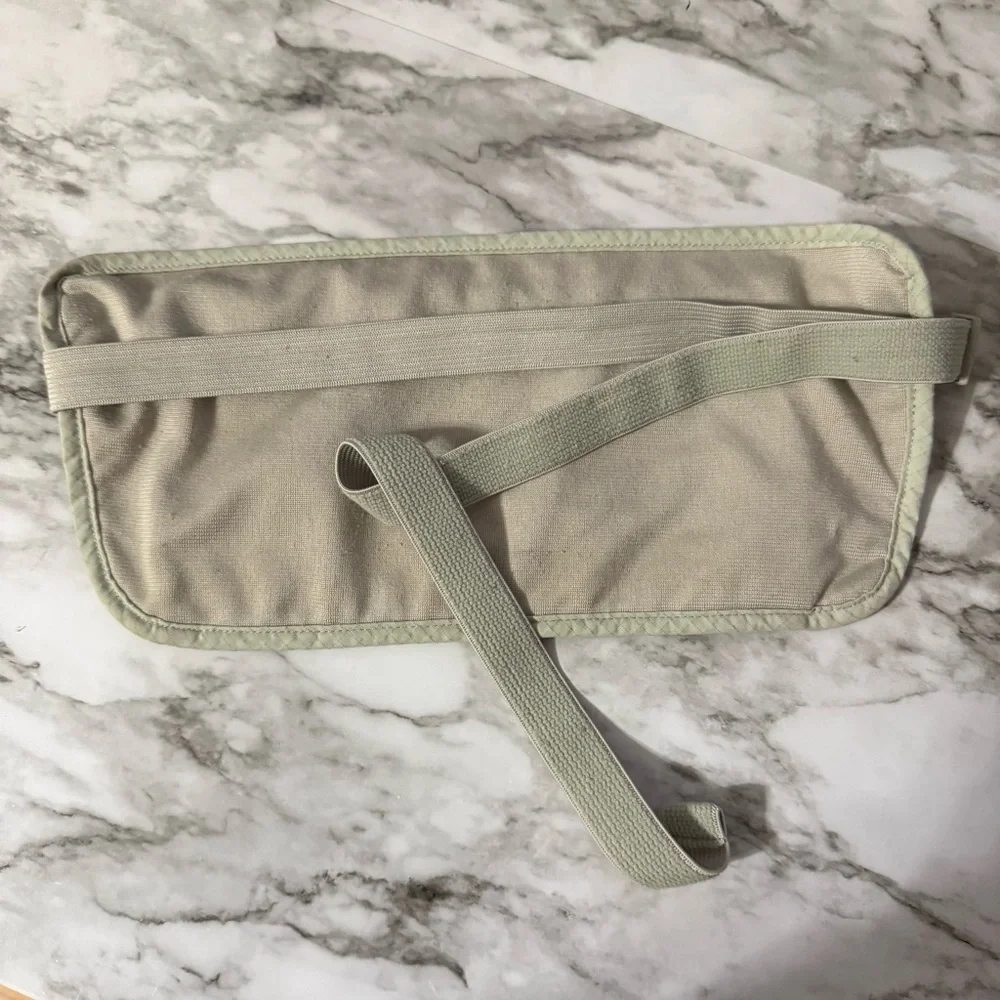 Lewis N. Clark Waist Stash Pocket Belt in Khaki RFID Unisex Gorpcore Travel